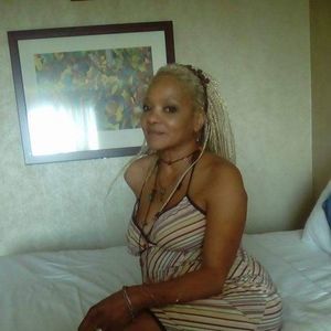 Meet your Posher, Jacqueline